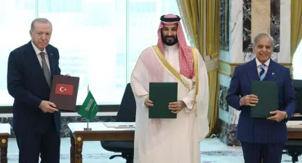 Türkiye, Suudi Arabistan ve Pakistan'dan Mekke Savunma Anlaşması