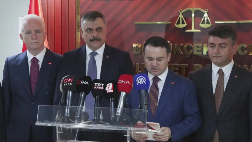 Bakan Gürlek duyurdu: Uyuşturucu, sanal bahis ve sokak çetelerine karşı yeni dönem haberinin görseli