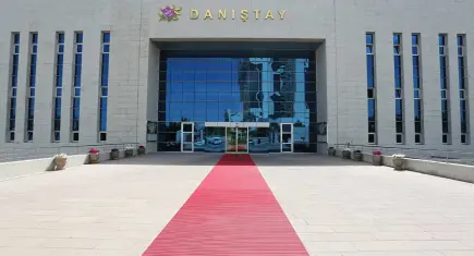 Eğitim-İş’ten MEB yönetmeliğine dava