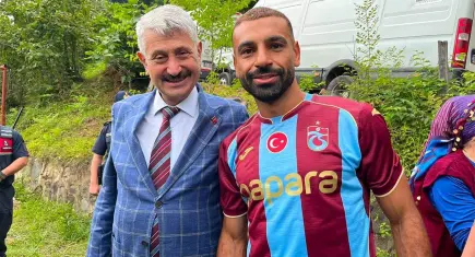 Salah’a Trabzon’da sıradışı teklif: Mısır çok ısınacak, gel sana Araklı’dan arsa verelim!