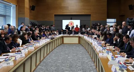 'Terörsüz Türkiye' çerçeve yasası Adalet Komisyonu'nda kabul edildi