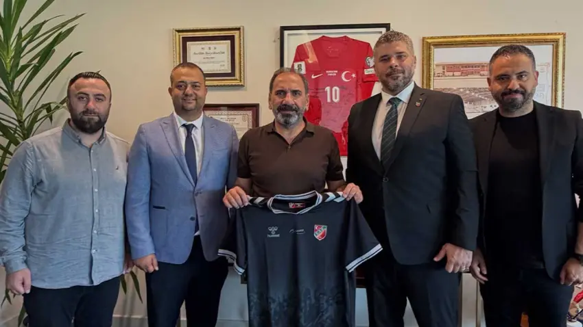 Yeşil-kırmızılı yönetim, bahis cezası ve transfer yasağı için TFF ile görüştü haberinin görseli