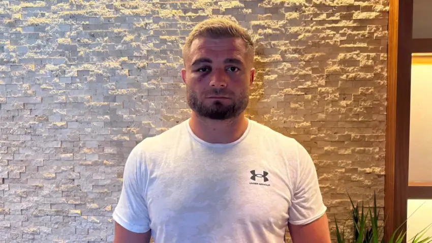 Er meydanı yolunda saldırı: Başpehlivan Serhat Elvan akaryakıt istasyonunda darbedildi haberinin görseli