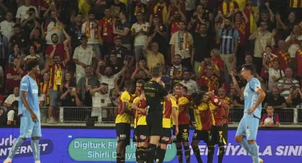 İsmail Köybaşı'nın jübile maçında kazanan Göztepe