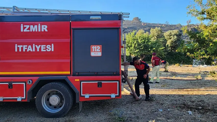 İzmir haber: Ödemiş'te makilik alanda yangın! 1 hektarlık alan zarar gördü haberinin görseli