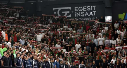 Karşıyaka'da üç branşta kombine biletler satışta