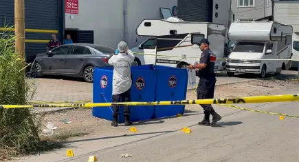 Bursa'da çifte cinayet: Önce eniştesini sokakta, sonra eşini evinde vurdu!