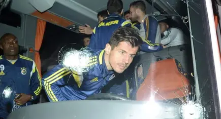 Fenerbahçe otobüsüne saldırı dosyası 11 yıl sonra yeniden açıldı! 5 şüpheliye operasyon