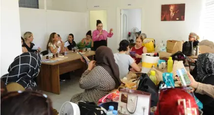 Karşıyaka’da kadın dayanışması üç merkezle büyüyor