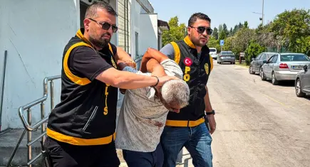 Kefen gönderdiği eski eşini 8 yerinden bıçaklayan şüphelinin 8 kez uzaklaştırma kararı aldığı ortaya çıktı