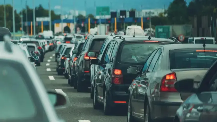Trafik sigortası fiyatları 2026: İstanbul, Ankara ve İzmir'de primler ne kadar oldu? haberinin görseli