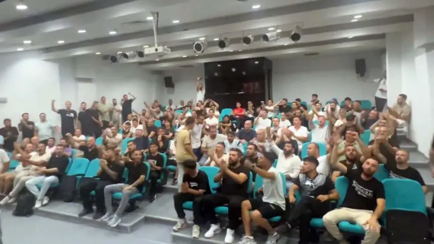 Altay'da taraftarlar kulüp için kenetlendi haberinin görseli