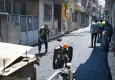 Bornova’da Çamdibi yolları asfaltla yenileniyor