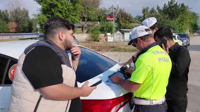 Düğün konvoyunda havalı korna çaldı, cezayı yedi: Bundan sonra haram olsun haberinin görseli