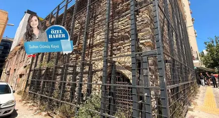 İzmir’in tarihine çürümek düştü: Bir zamanlar evdi, şimdi harabe