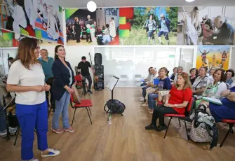 Karşıyaka’da Bilge Çınarlar’dan keyifli yaz buluşması