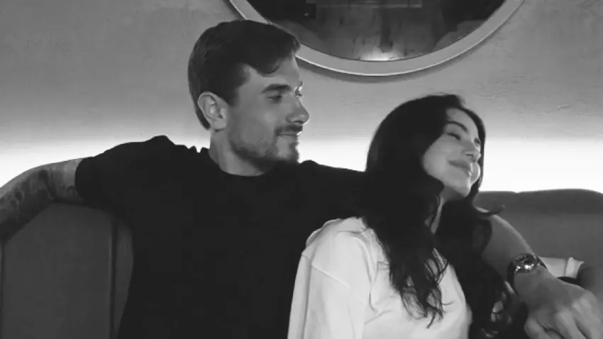 Magazin dünyasında sürpriz aşk! Helin Kandemir ile Dorukhan Toköz aşkı belgelendi haberinin görseli
