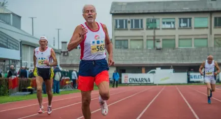 64 yıllık atletizm kariyerine 97 madalya sığdırdı: Hedefi Dünya Şampiyonası