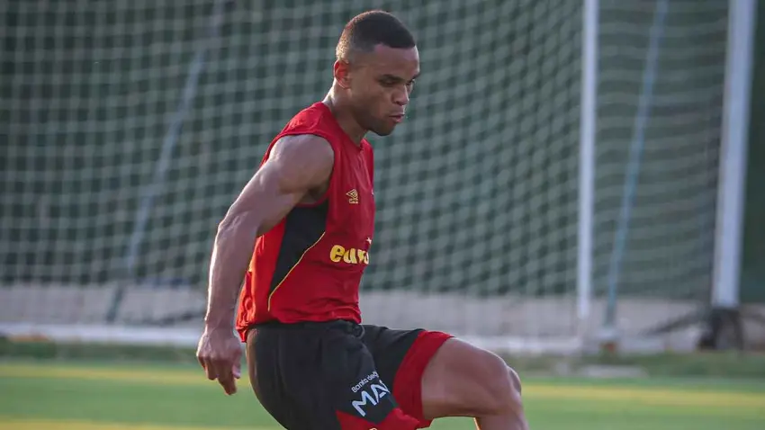 Göztepe’de Bekir Turaç transferi Juan’ın durumuna bağlandı haberinin görseli