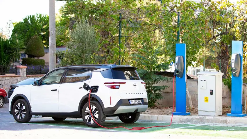 Narlıdere’de elektrikli araç şarj istasyonları 5 bin kullanıcıya ulaştı haberinin görseli
