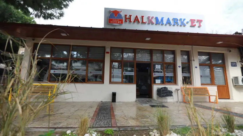 Halk Mark-Et, Efes Selçuk’ta vatandaşın bütçesine destek oluyor haberinin görseli