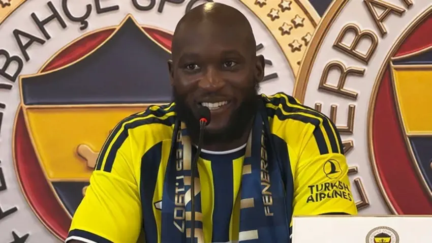 Romelu Lukaku imzayı attı: Fenerbahçe benim ikinci evim haberinin görseli