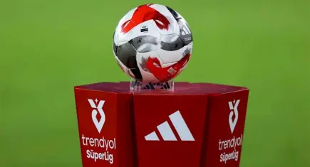 TFF Başkanı İbrahim Hacıosmanoğlu açıkladı: Süper Lig'de çipli top, gol çizgisi ve Advanced VAR dönemi başlıyor