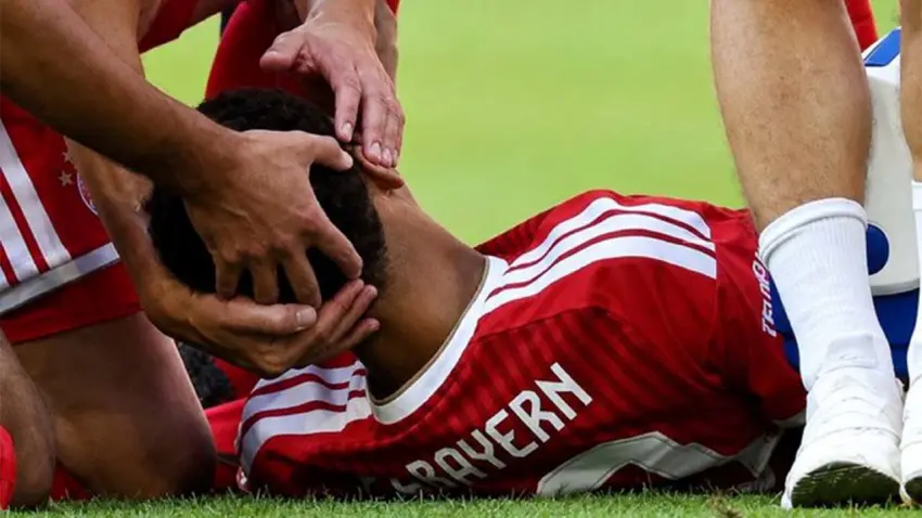 Allianz Arena'da korku dolu anlar! Jamal Musiala baygınlık geçirdi haberinin görseli