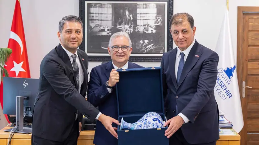 Büyükelçi Lora’dan Başkan Tugay’a ziyaret haberinin görseli