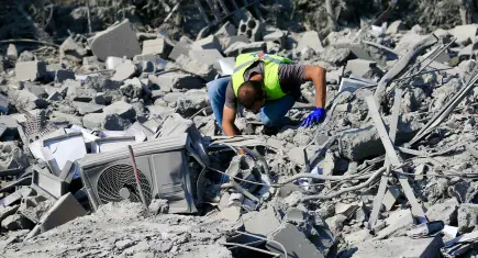 İsrail’den Lübnan’ın güneyine hava saldırısı: Ölü ve yaralılar var