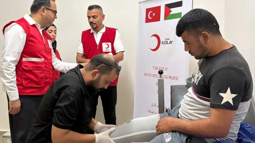 Türk Kızılay Gazze’de Protez-Ortez Destek projesi başlattı haberinin görseli