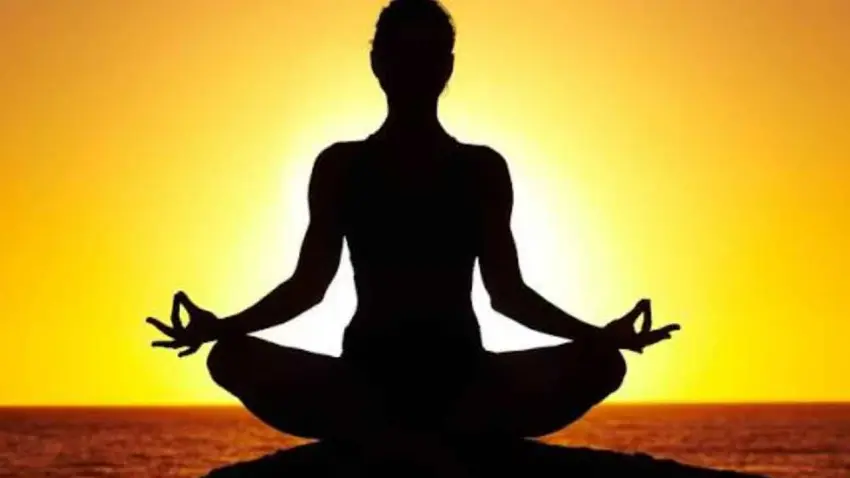 Canan Tutal ile Hatha Yoga etkinliği Bademler Sanat Köyü’nde haberinin görseli