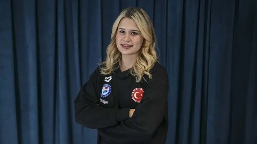 Milli para yüzücü Defne Kurt, Fransa'da Avrupa şampiyonu oldu haberinin görseli