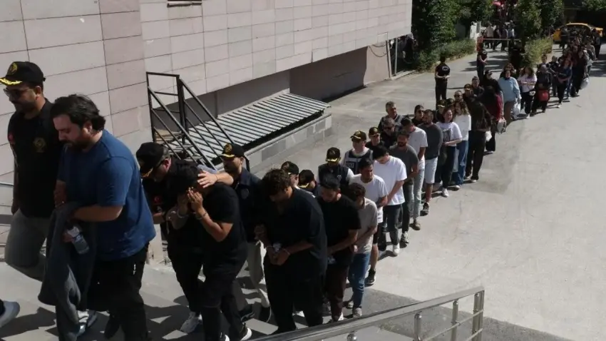 19 ilde modem dolandırıcılığı operasyonu: 801 kişi 116 milyon lira mağdur edildi