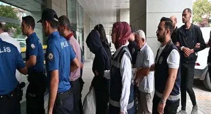 Derin dondurucudaki parçalanmış ceset cinayetinde 17 şüpheli adliyede!