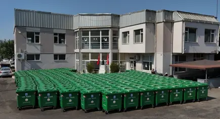 Konak’ta 400 yeni çöp konteyneri sokaklara yerleşiyor