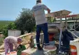 Efes Selçuk’ta salça hazırlığına belediye desteği