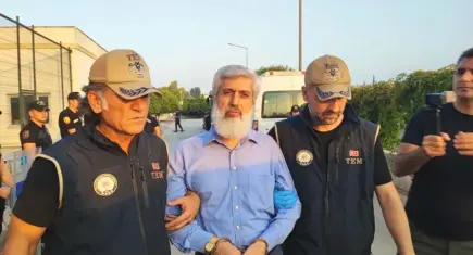 Furkan Vakfı'na operasyon: Alparslan Kuytul ve çok sayıda kişi gözaltında 