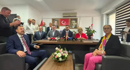 İnan’dan Menderes’te dikkat çeken açıklama: Çiçek 1 buçuk yıl AK Parti’ye katılmak istedi, reddedildi!