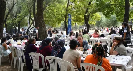 Karagöl’de mahalle sakinlerini buluşturan sosyal piknik