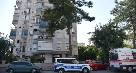 Antalya'da 10 gündür haber alınamayan anne ve kızı evlerinde ölü bulundu