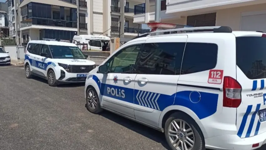 Antalya'da acı haber: Polis memuru evinde ölü bulundu haberinin görseli