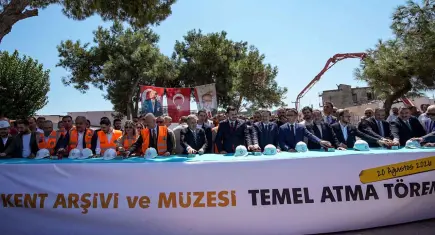 İnan’dan Menemen’de hizmet ve İsrail mesajı