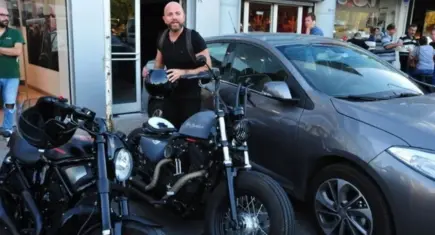 İş insanı İzzet Özilhan motosiklet kazasında ölümden döndü
