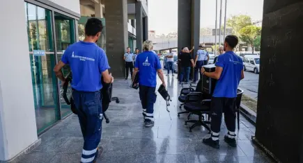 İzmir Otogarı’nda belediyenin alacak tahsilatı sürüyor
