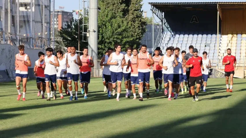 Menemen FK’da devir trafiği hız kazandı