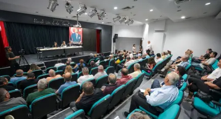 Başkan Mutlu muhtarlarla bir araya geldi
