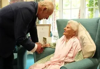 Dünyanın en yaşlı insanı: Ethel Caterham 117 yaşına girdi