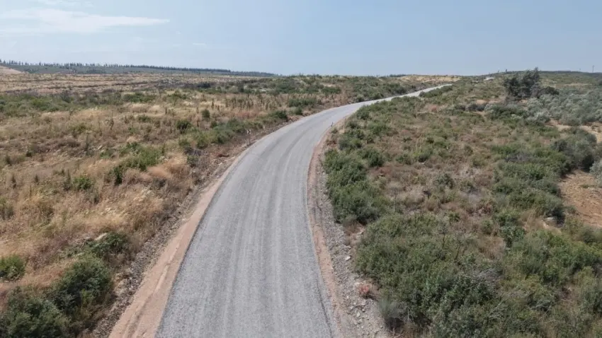Kınık’ta 12,5 kilometrelik yol yenileme çalışması tamamlandı haberinin görseli