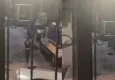 Esenler’de korku dolu anlar: Kayıp ihbarı olan kız, polisi görünce boğazına bıçak dayadı!